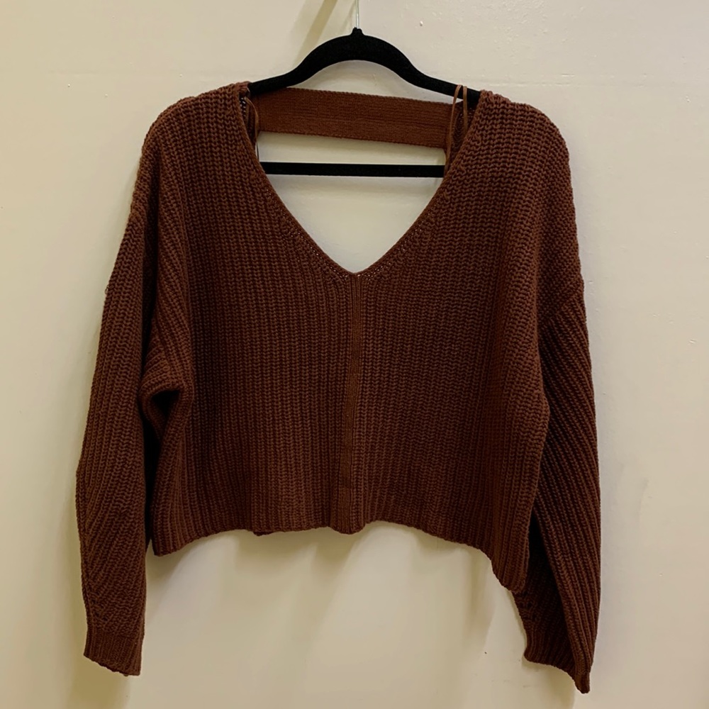 URABN OUTFITTERS KNITTED SWEATER (S)